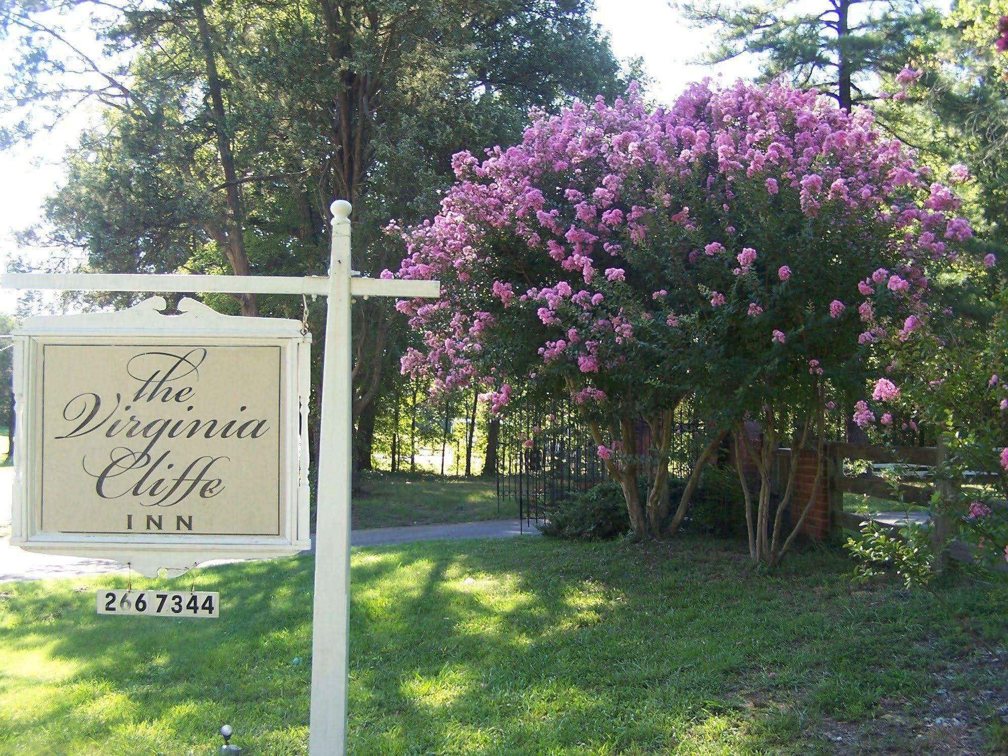 The Virginia Cliffe Inn Glen Allen Exterior photo