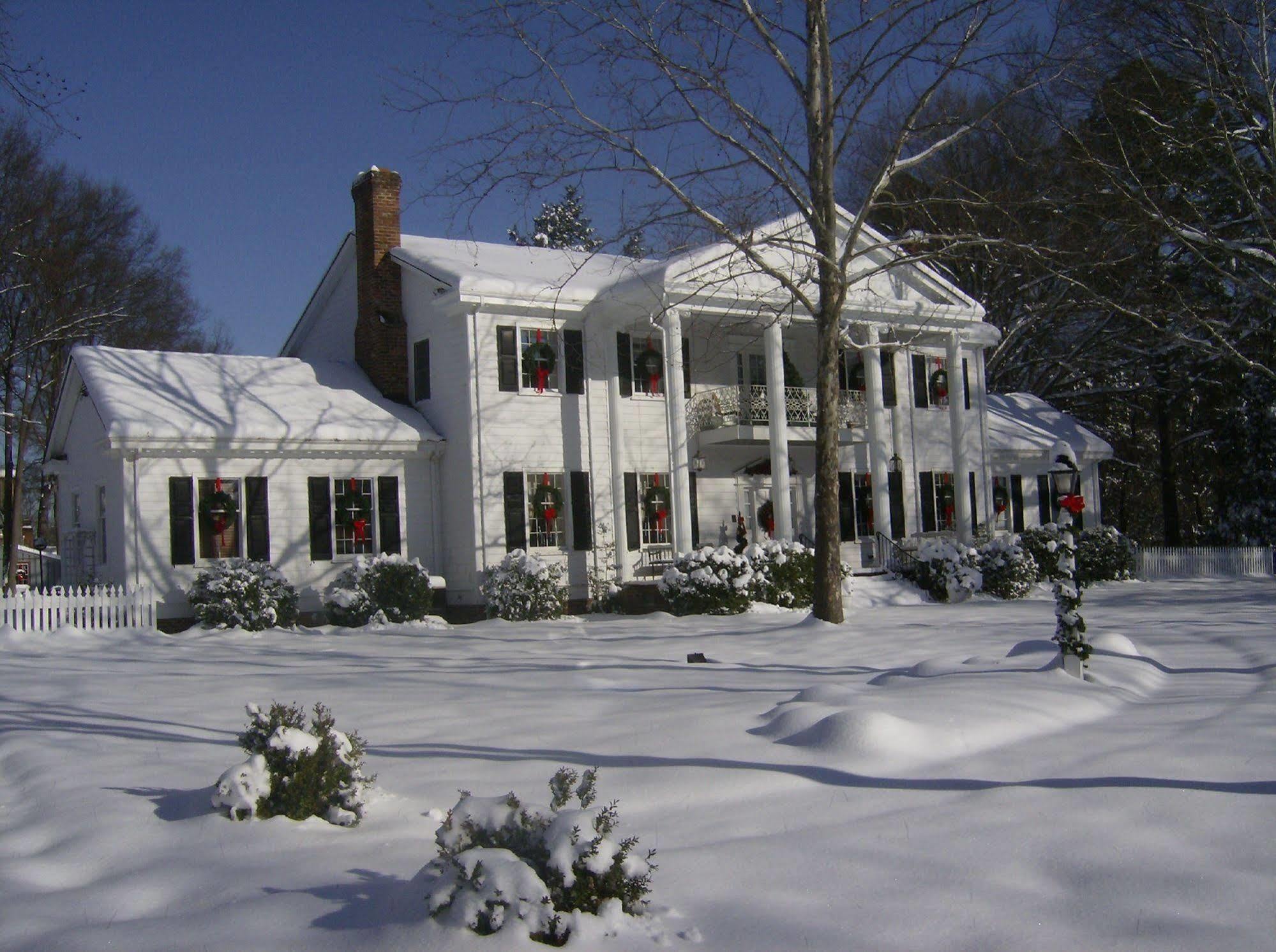 The Virginia Cliffe Inn Glen Allen Exterior photo